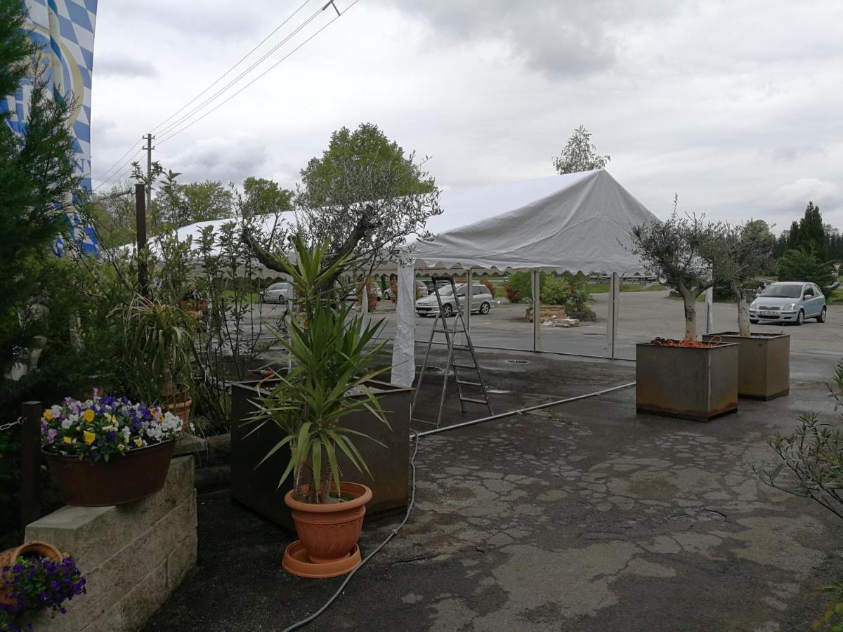 Landhotel Roemerkessel Fuchstal ภายนอก รูปภาพ